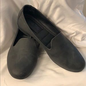 Me too Black Women Loafer